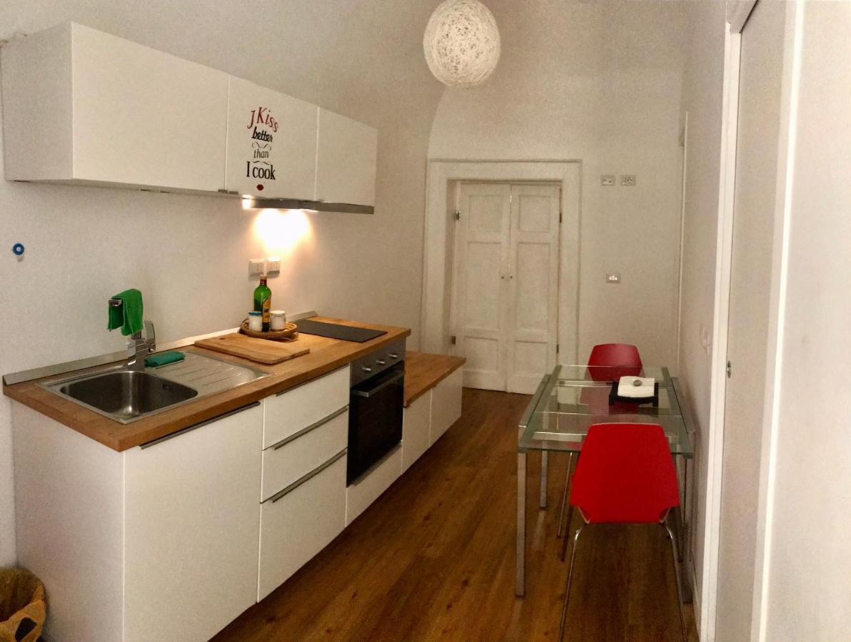 Central Suite Apartment Bari Extérieur photo